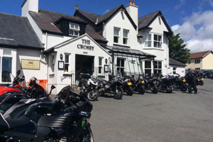 The front of the Crosby pub with bikes parked all around