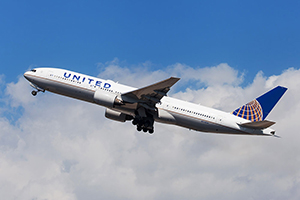 United Airlines plane shortly after take-off